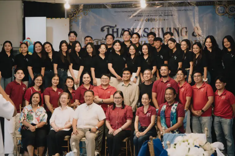 DRTREFI students and Grandison representatives at the Grit to Greatness Roadshow in Tacloban